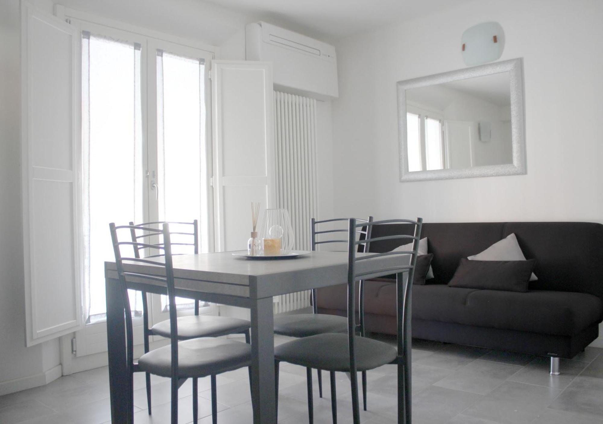 Sky Loft Airport - Modern Apt 1St Floor Apartamento Bolonha Exterior foto